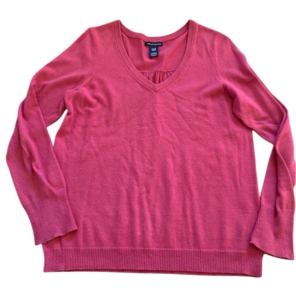Gap Cashmere Pink V-Neck Long Sleeve Sweater Size Medium
